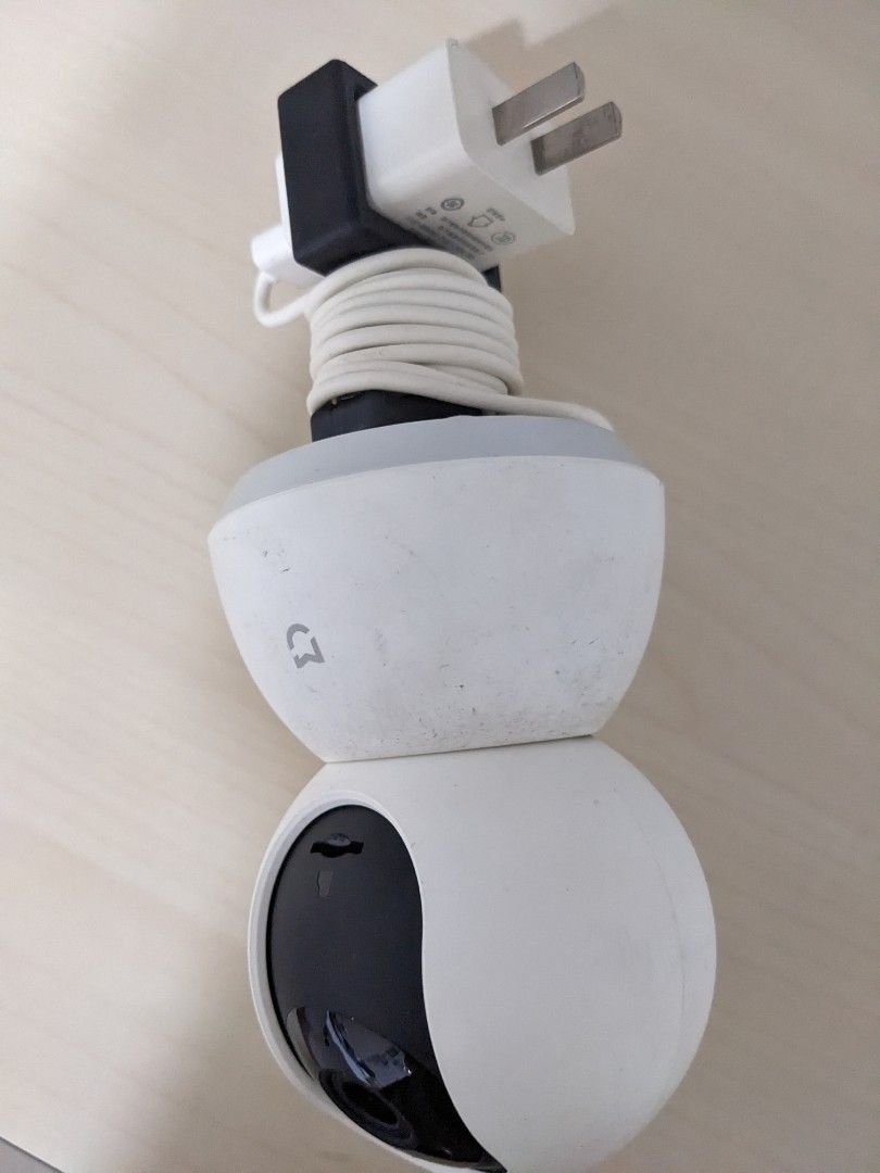 Xiaomi mijia security camera socket mount no drilling, Furniture & Home