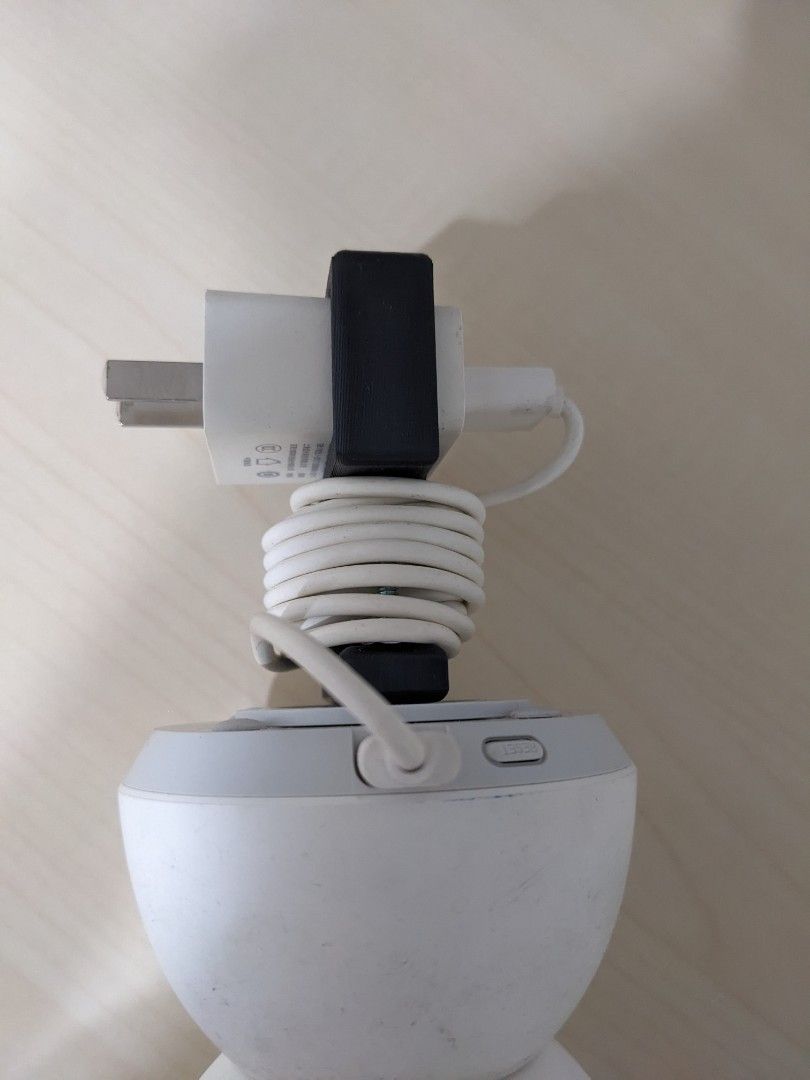 Xiaomi mijia security camera socket mount no drilling, Furniture & Home