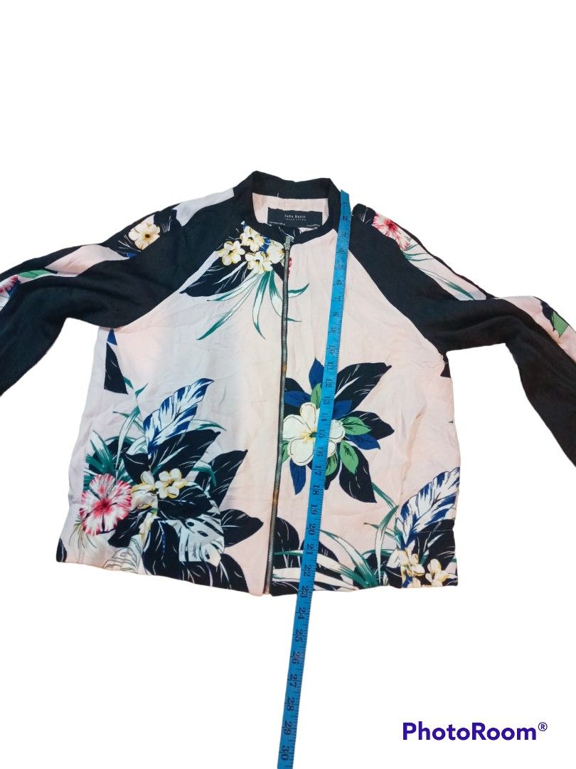 ZARA BASIC COLLECTION made in Morocco, Women's Fashion, Coats, Jackets