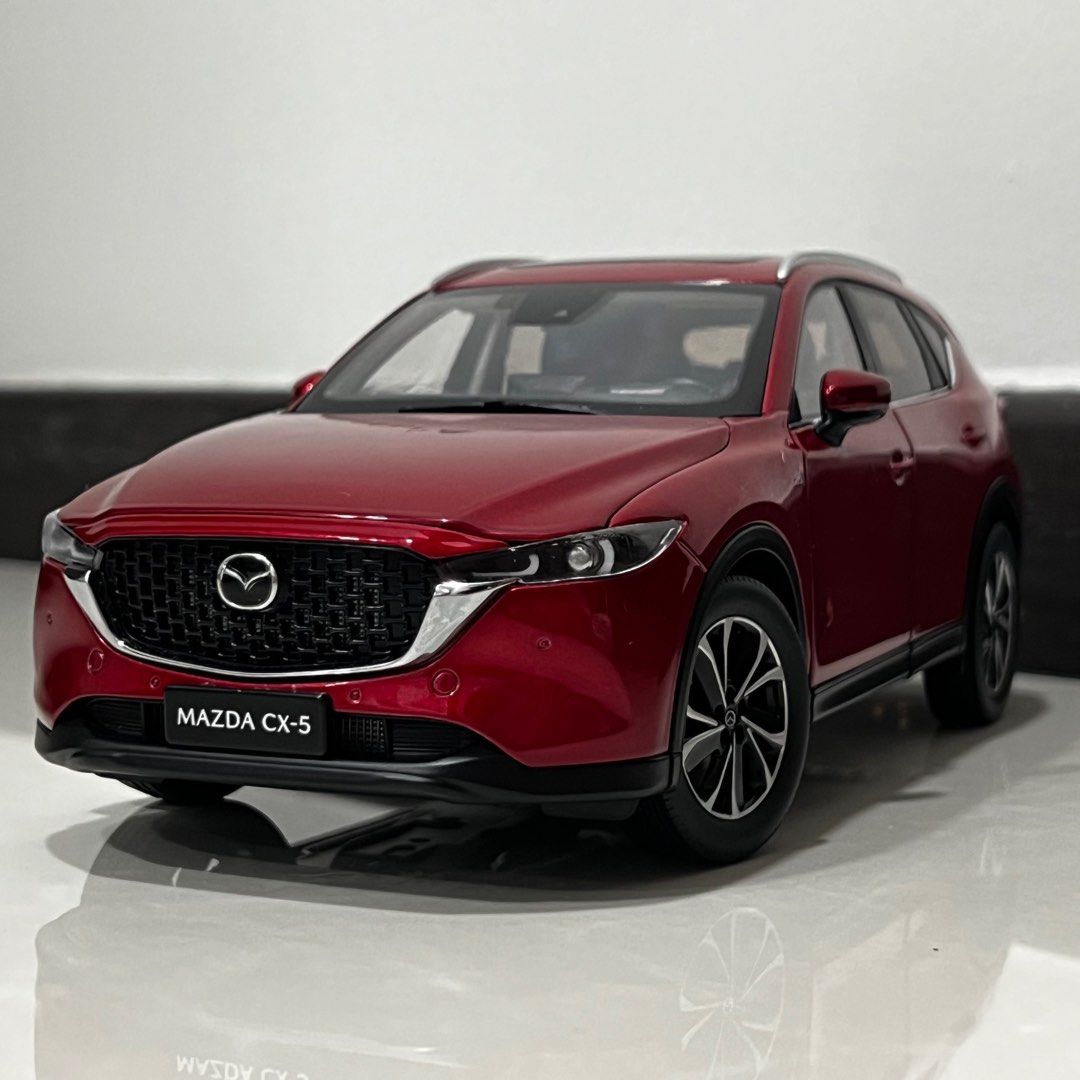 MAZDA CX-5 1/18 フィギュア レッド 全長約25cm 左ハンドル