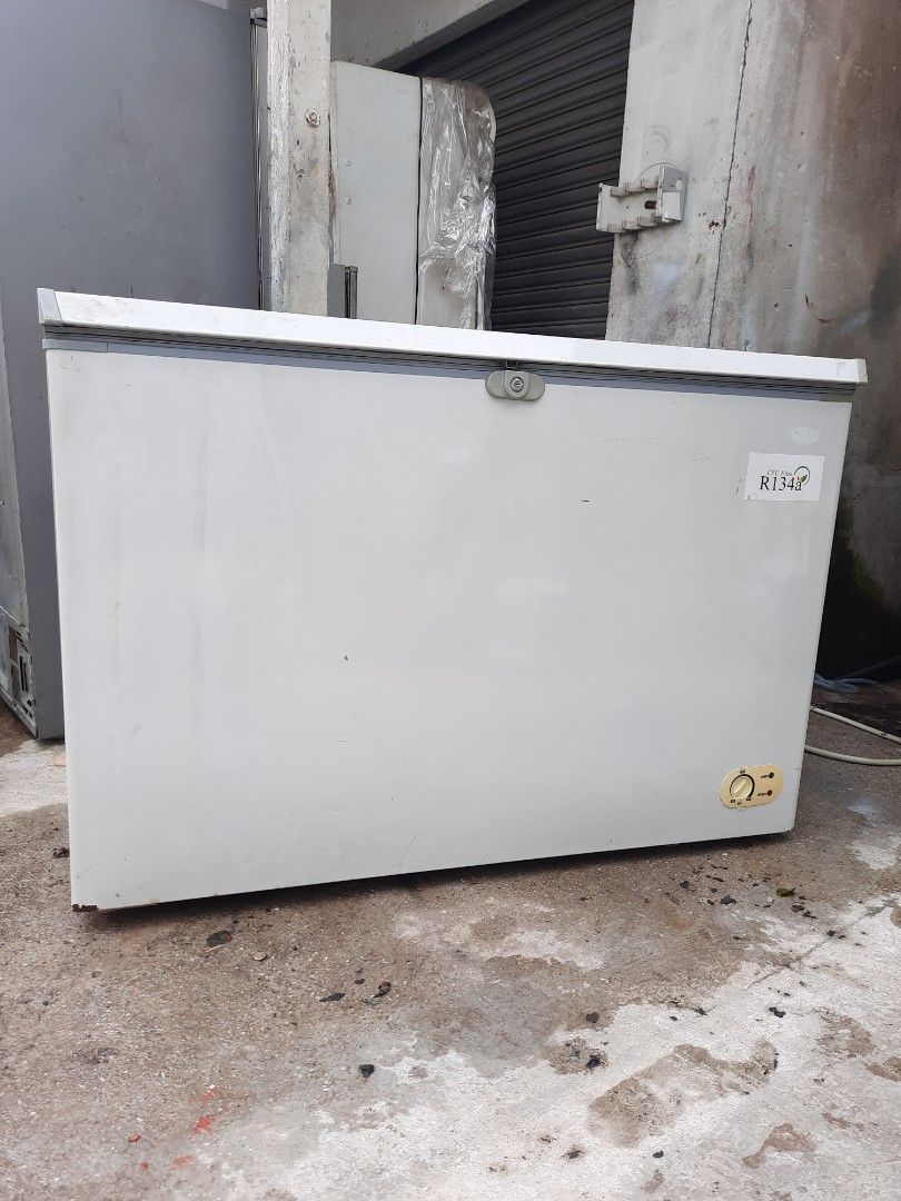 Acson chest freezer 400 ltrs, TV & Home Appliances, Kitchen Appliances