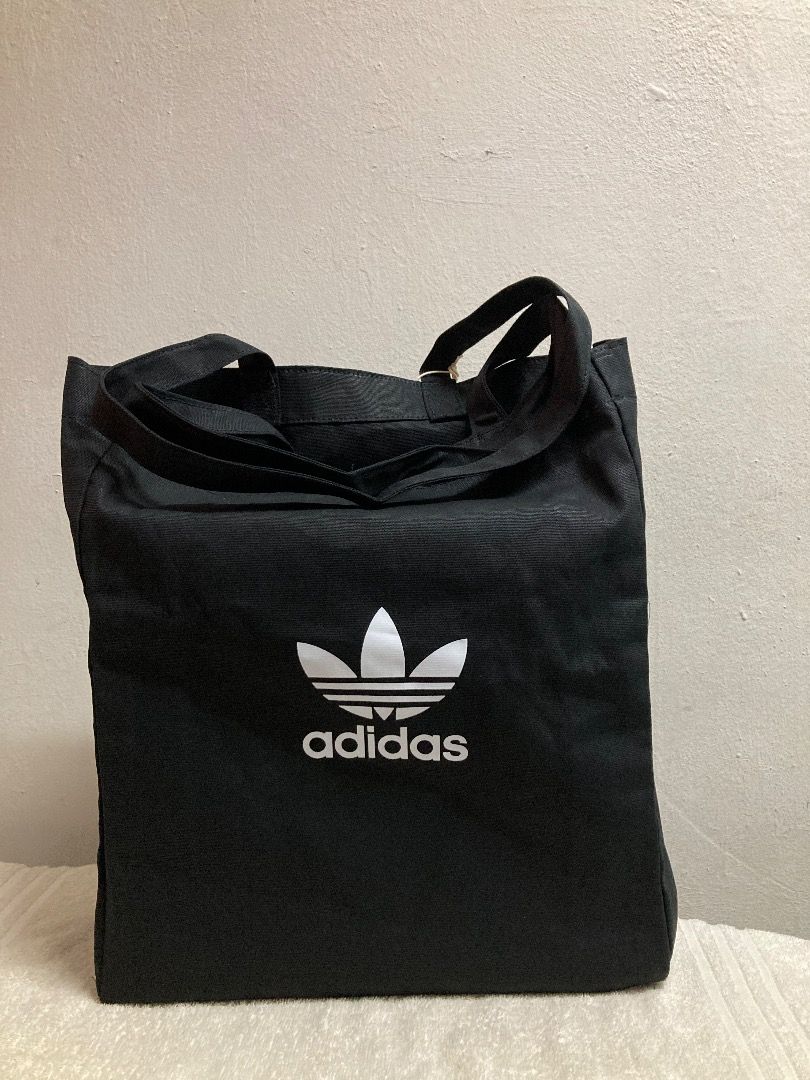 Adidas trefoil shopper 2025 bag
