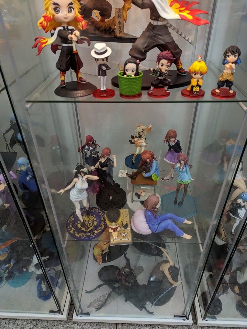 Anime figures set (9 display cases full of anime/marvel figures) - Got ...