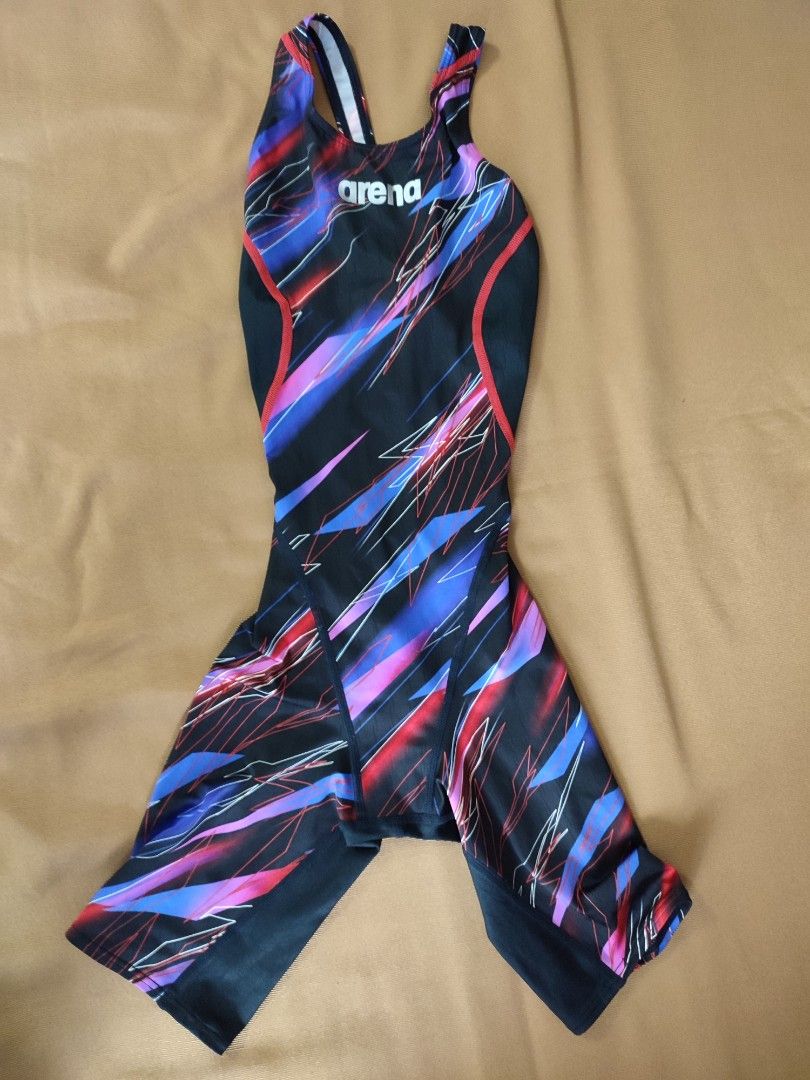 日本製Arena 游泳賽衣，size 140, 運動產品, 運動與體育, 運動與體育 