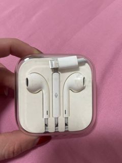 (Category: ) located in . Submitted by preloved_shopnow (Listing ID 1213547981, Image 1). Description: .