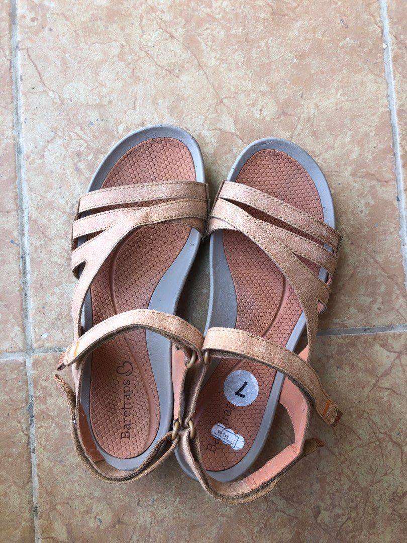 baretraps sandals