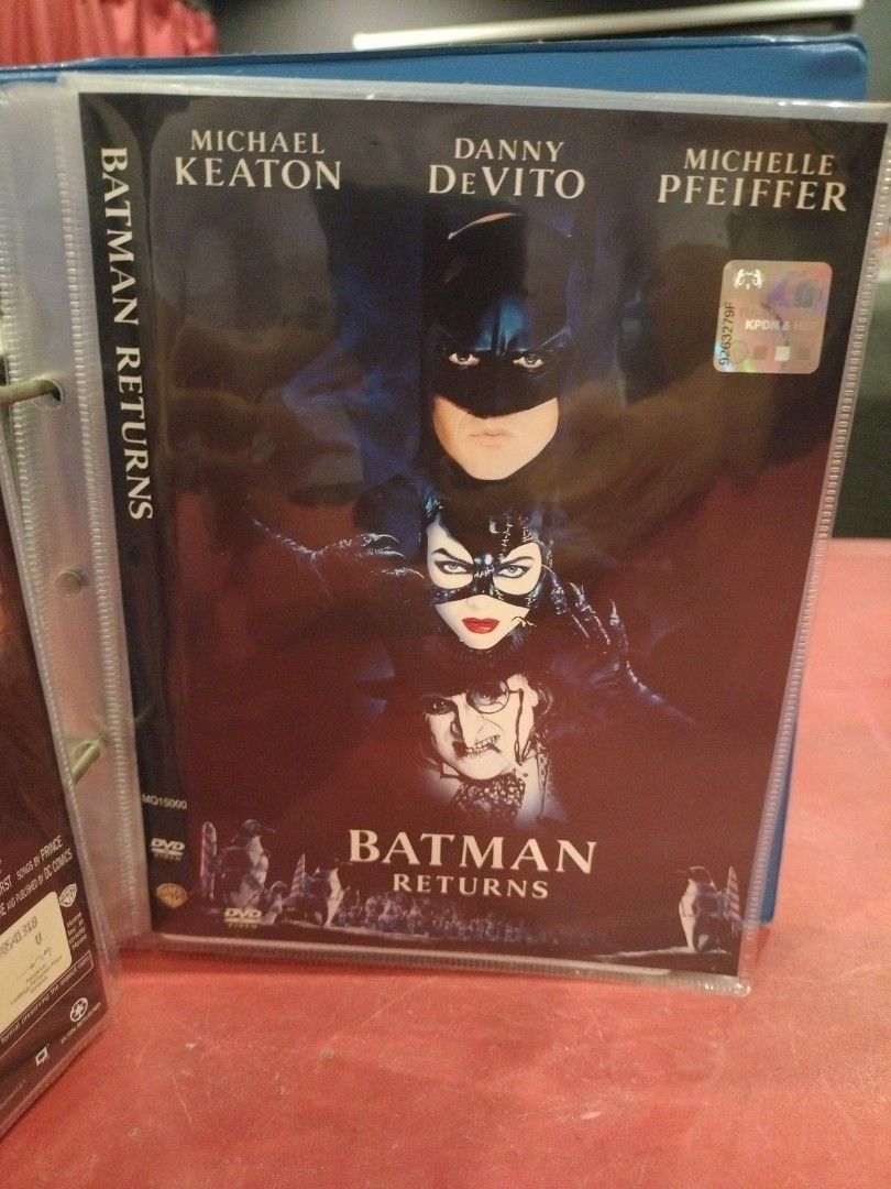 Batman Returns original DVD, Hobbies & Toys, Music & Media, CDs & DVDs on  Carousell