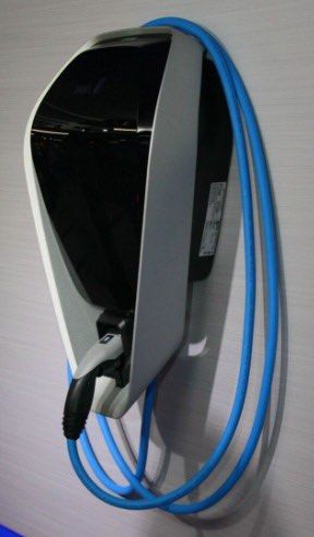 Bmw shop wall charger