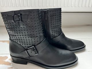 BNIB Michael Kors Reeves studded boots AU/US 9