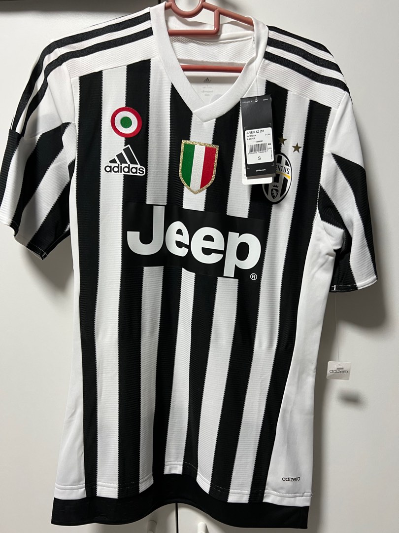 BNWT 15-16 Juventus home with #21 Dybala (Player issue)
