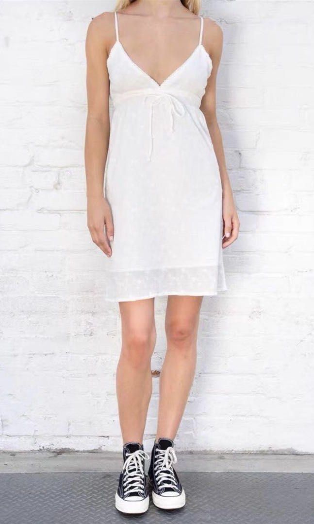 Brandy melville edith dress, Women's Fashion, Dresses & Sets, Dresses
