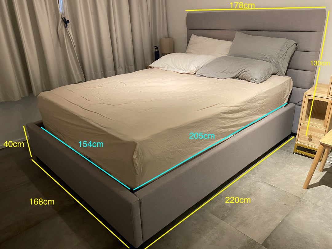 Brosa outlet queen bed