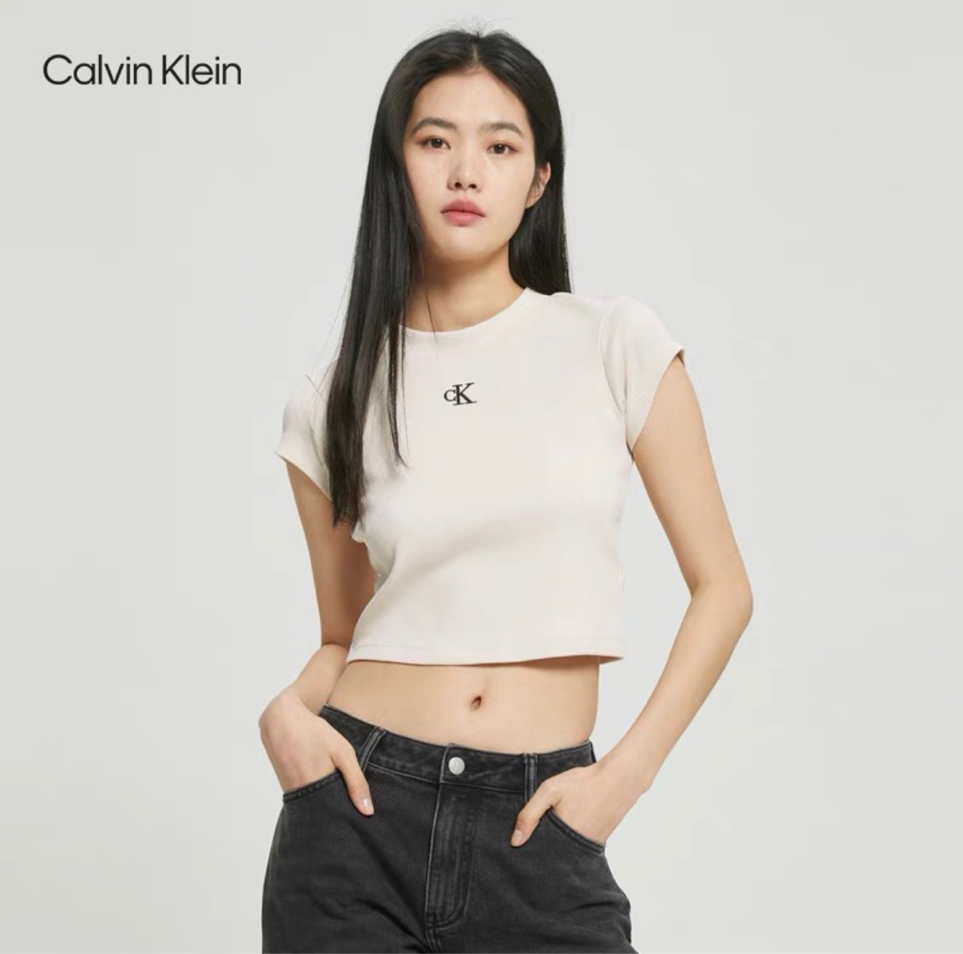 calvin klein crop top, Women's Fashion, Tops, Other Tops on Carousell
