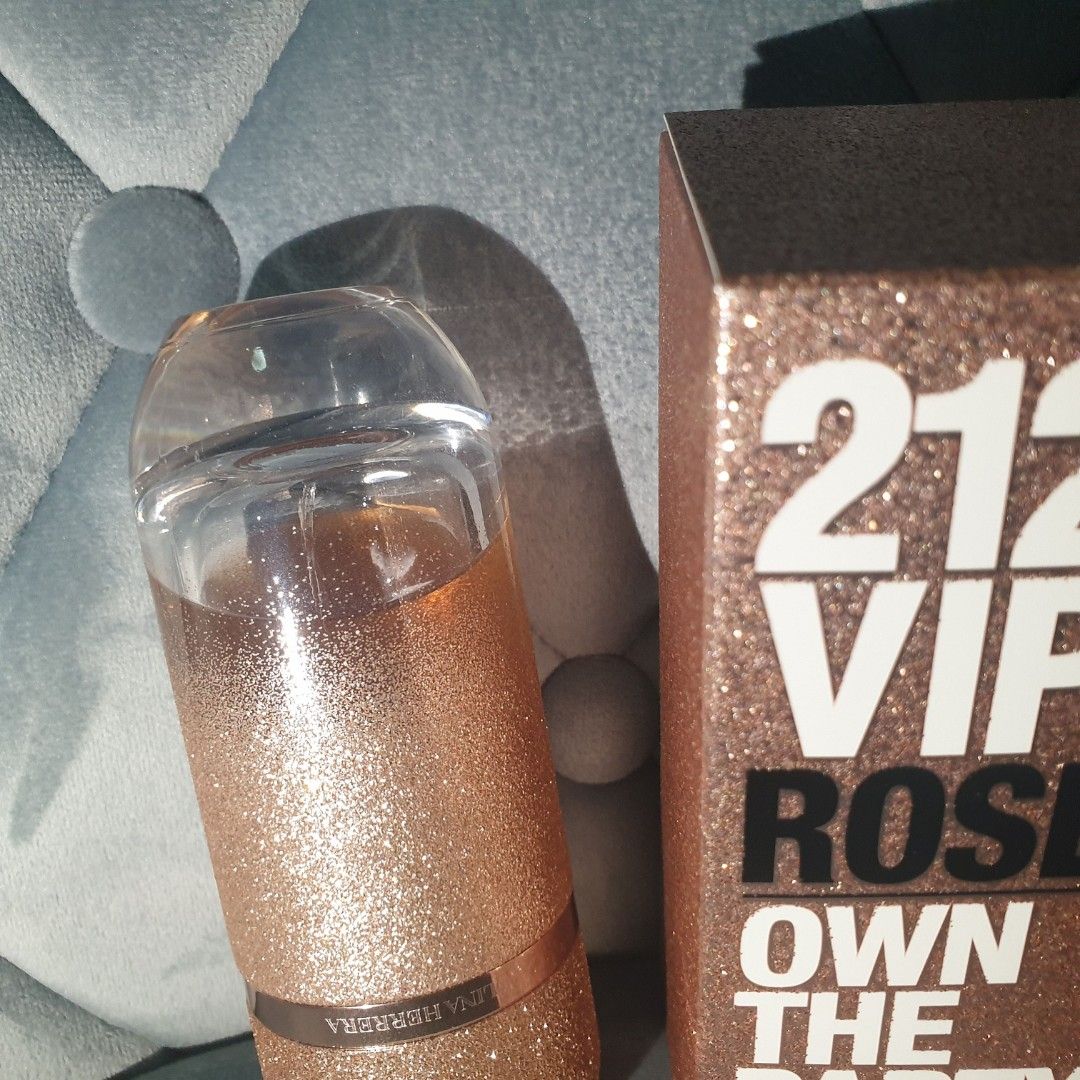 Carolina herrera discount 211 vip rose
