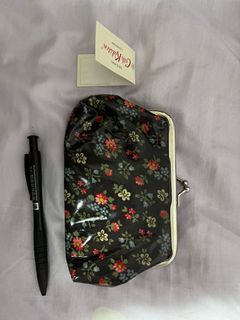 （分類：）位於 。 由 kitty_chestnut 提交（商品編號 1213511912，圖片 1）。簡介： 。