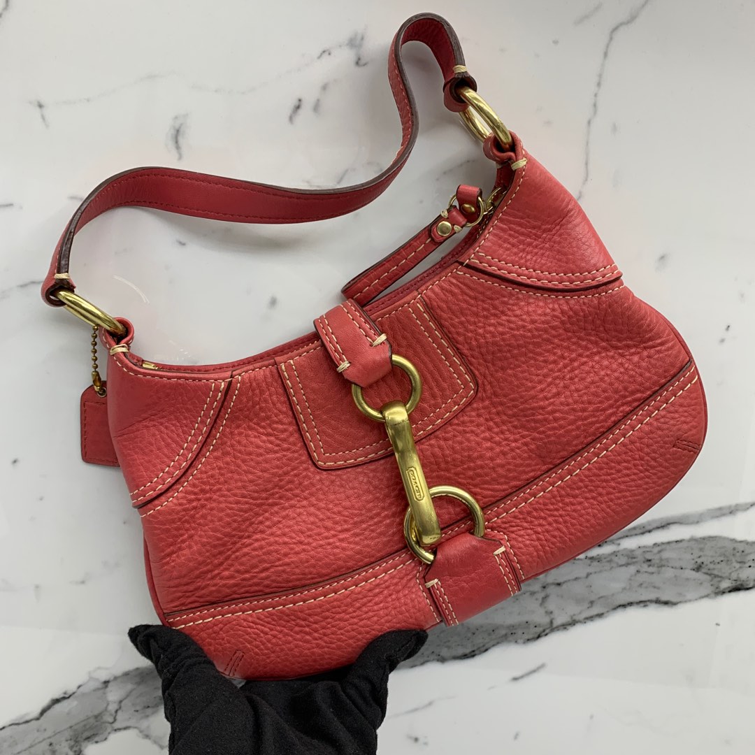Red coach hotsell shoulder bag