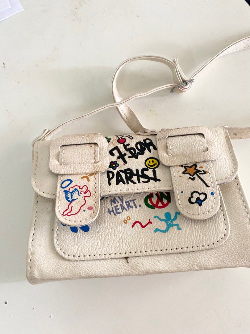 Cute white bag, Women's Fashion, Bags & Wallets, Shoulder Bags on Carousell