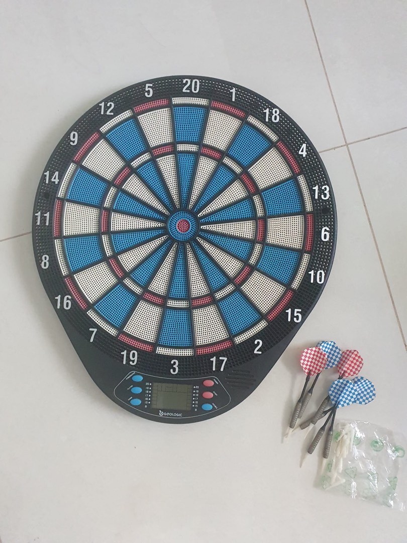 Decathlon Dartboard (electronics not working), Sports Equipment, Other