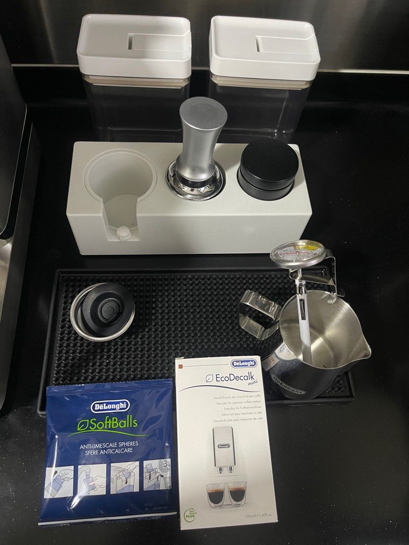 DeLonghi La Specialista Manual Coffee Machine EC9355M, TV & Home