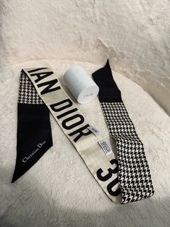Dior 絲巾