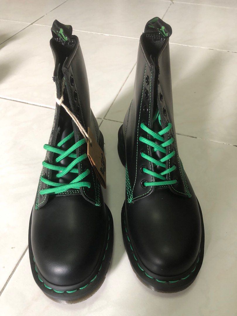 Dr martens -1460 black, Women's Fashion, Footwear, Boots on Carousell