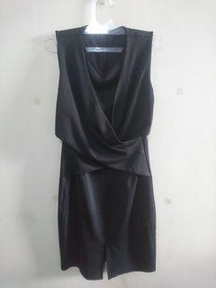 Dress gaun black hitam sleeveless lekbong Zalora