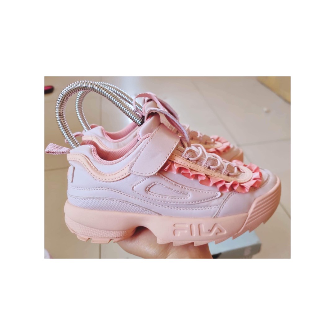 Fila disruptor on sale 33.5