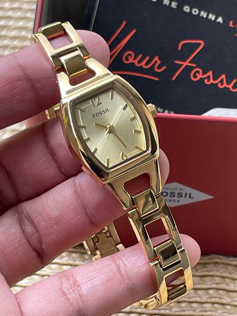 Fossil US Isobel Three hand Stainless Steel Gold tone Champagne dial Women s Watch Arrived from US