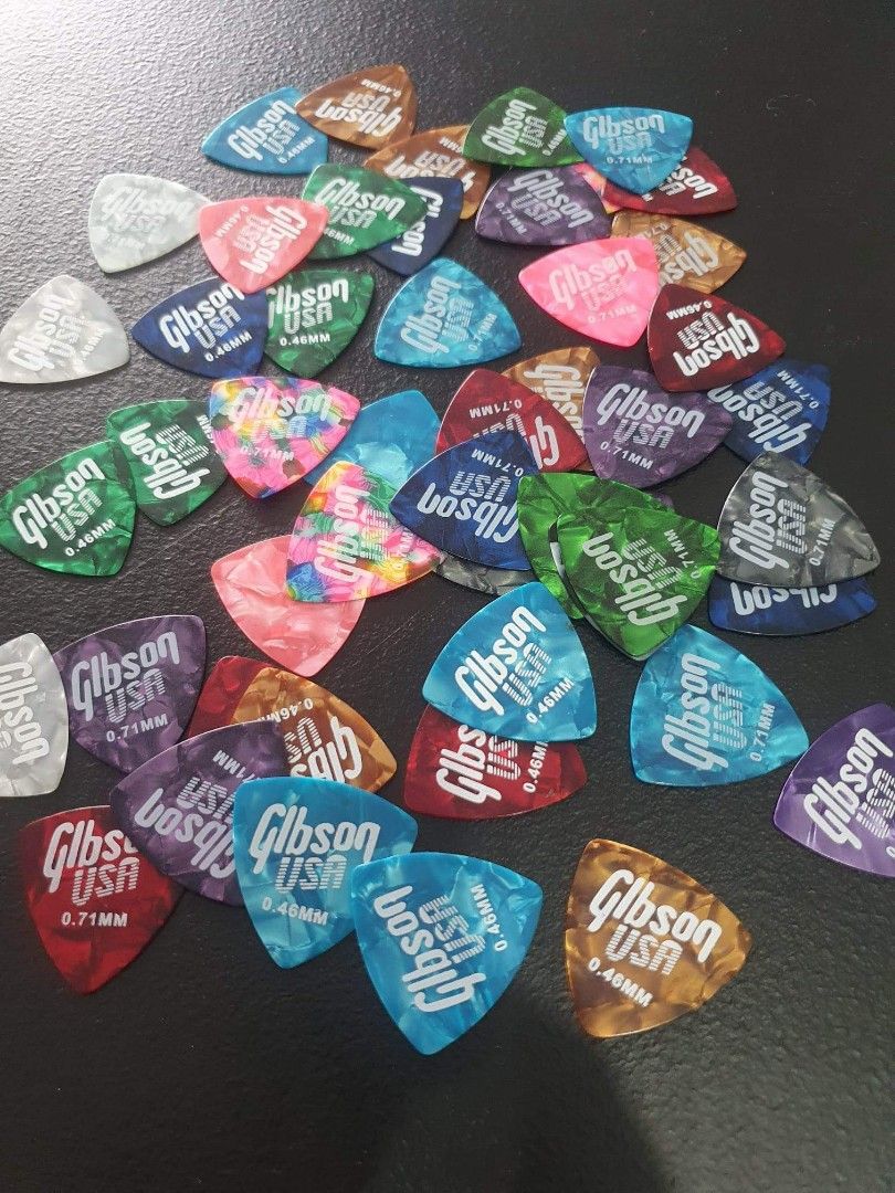 Gibson USA Guitar Pick (Acoustic, Electric, Bass), Hobbies & Toys ...