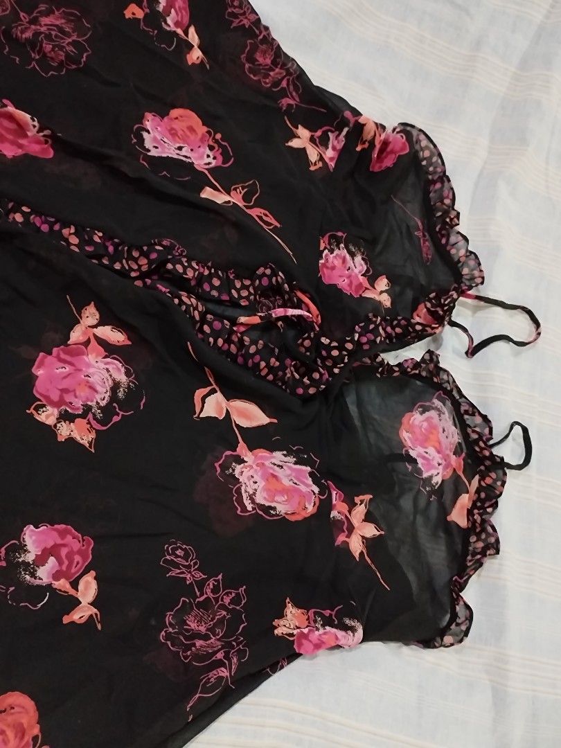 Gilligan & O'Malley nightie used, Women's Fashion, Undergarments