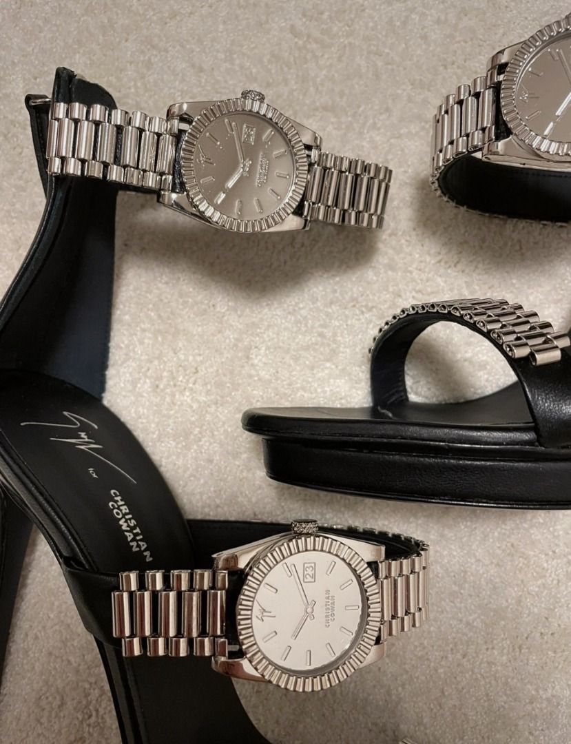 Guessepe Zanotti (Category: Shoe inserts) located in Cabuyao City. Submitted by Theaffluenceph (Listing ID 1213450254, Image 2). Description: SALE! RETAIL 1,960 EUR! 💫 Guessepe Zanotti Watch Shoes, Size 39, Brand New, Limited Collection, comes with inclusions and authenticity cards 85,000.00 Pesos .