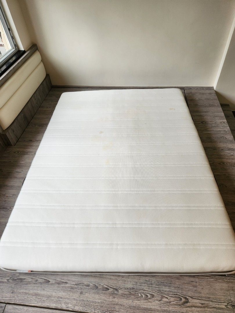 IKEA Malvik Double bed mattress, 傢俬＆家居, 傢俬, 床架及床褥 Carousell