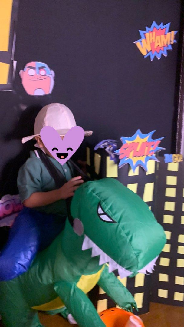 Inflatable/ Pretend Dinosaur Costume for Kids, Hobbies & Toys, Toys