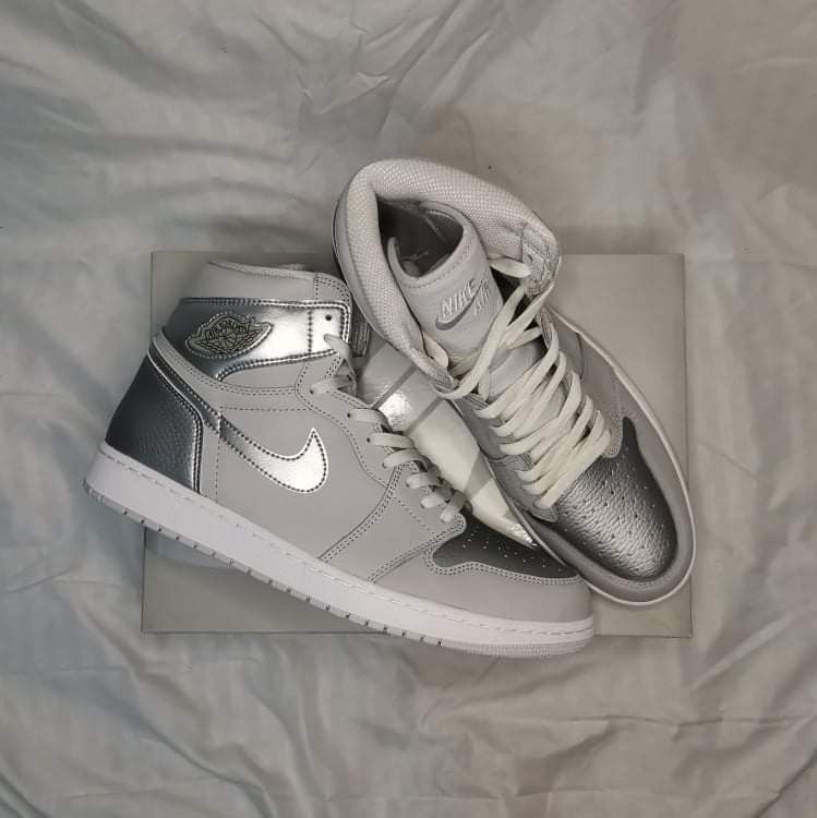 J1 high Japan sz13 (Category: Sneakers) located in Mandaluyong City. Submitted by tiphi0621 (Listing ID 1213531628, Image 1). Description: BNDS sz3.