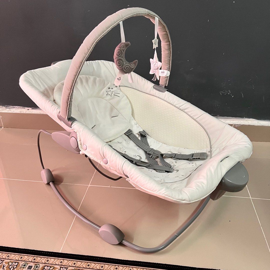 Joie sale pink bouncer