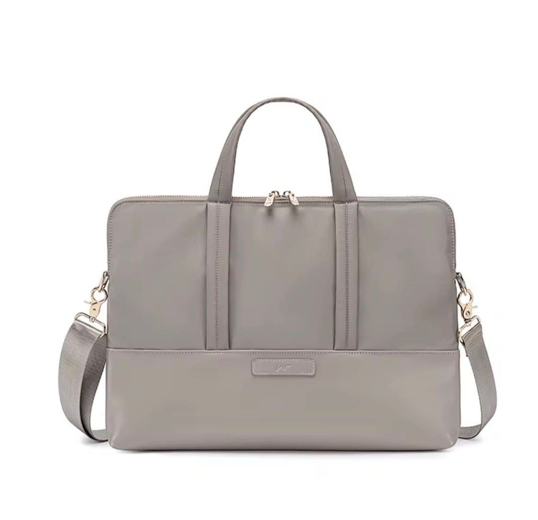 Laptop bag (Category: Laptop Bags & Sleeves) located in Taytay. Submitted by bargain.seeker (Listing ID 1213530163, Image 1). Description: FIX PRICE No Further discount na po. this is Brand New and pls don’t make an offer unless sure buyer. 15.6” Laptop bag, waterproof, shockproof Color: Khaki Brand : Leacat Other details pls see posted pics Actual pics refer to last 3 photos .