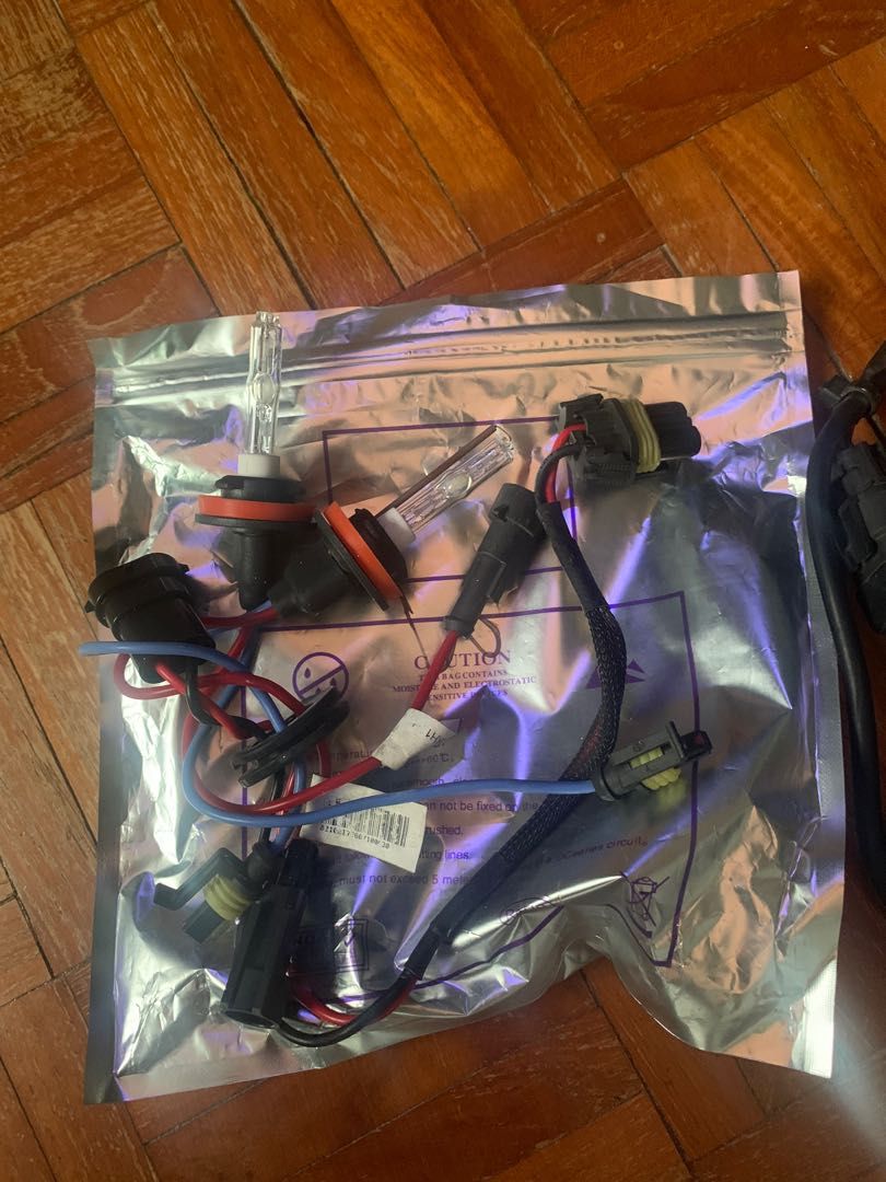 Lexus IS250 HID Ballast and bulbs, Car Accessories, Electronics