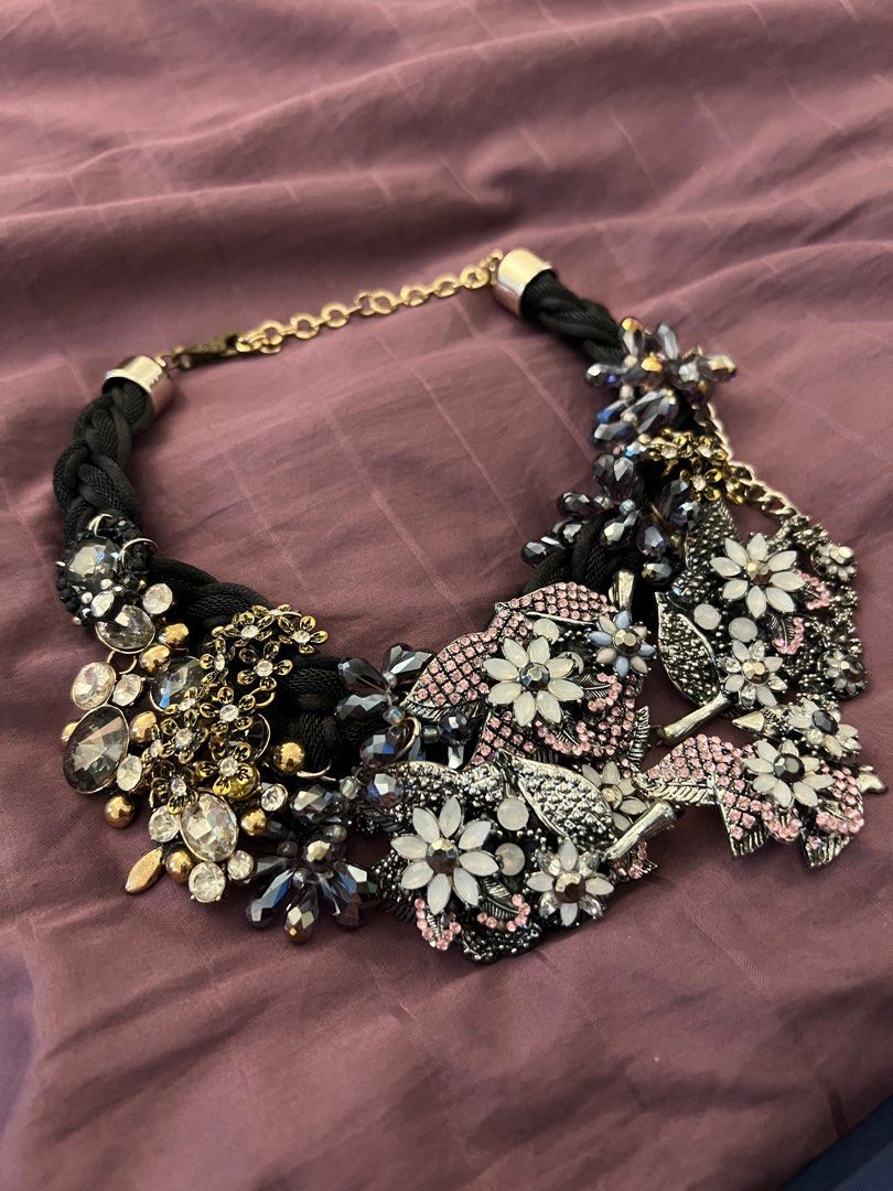 Luxurious Brand new hand crafted choker