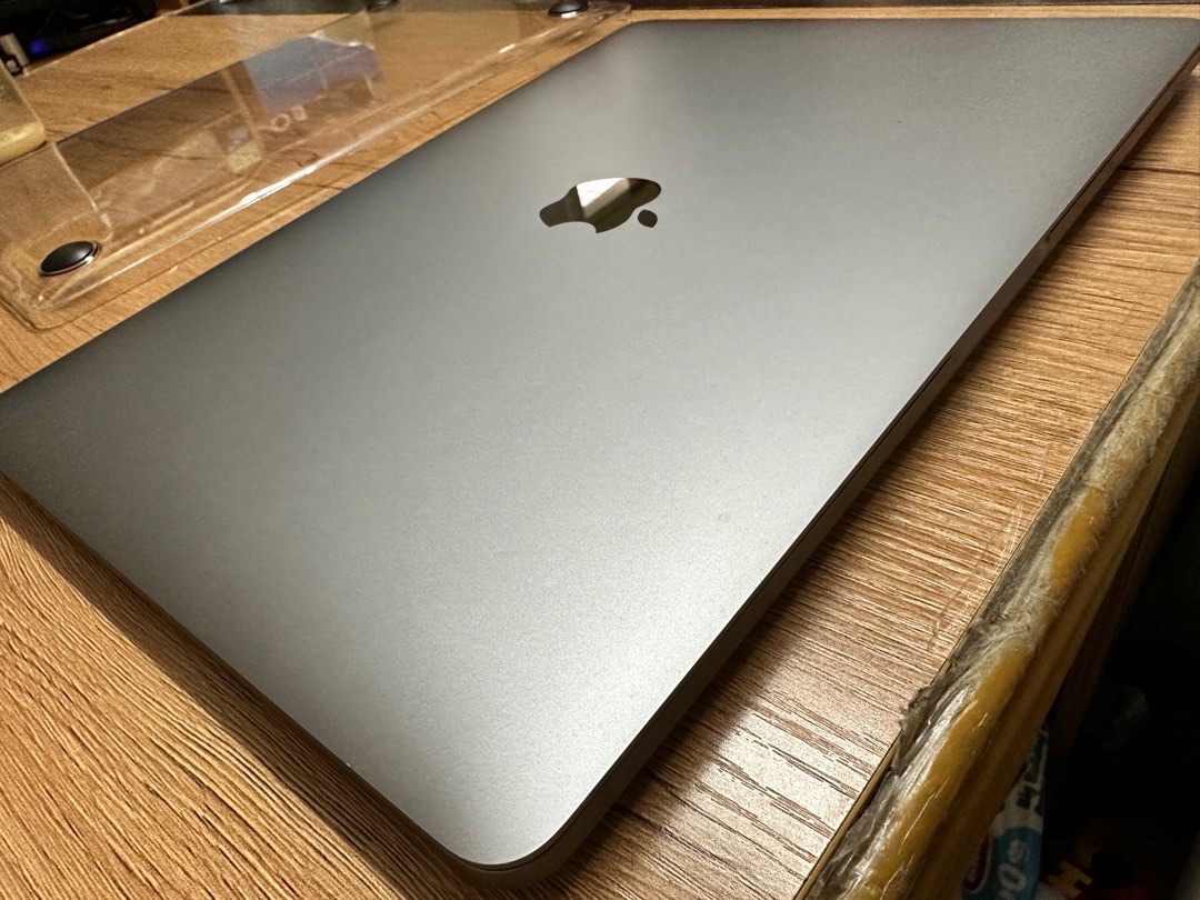 Macbook Pro 2020 16+1TB 有保養可議價, 電腦＆科技, 手提電腦- Carousell