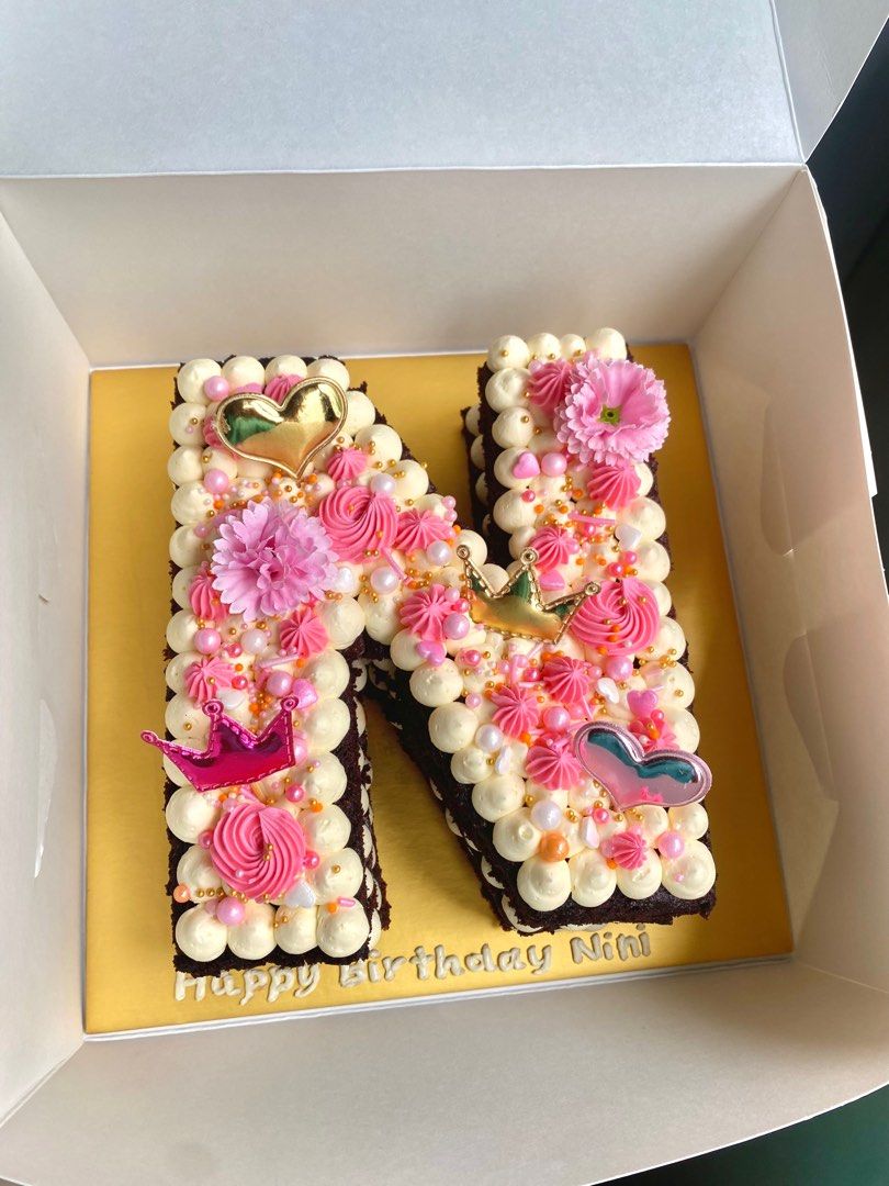 monogram cupcake box🥰 #cakeph #cakesmanila #cakemanila #cakesph | Instagram