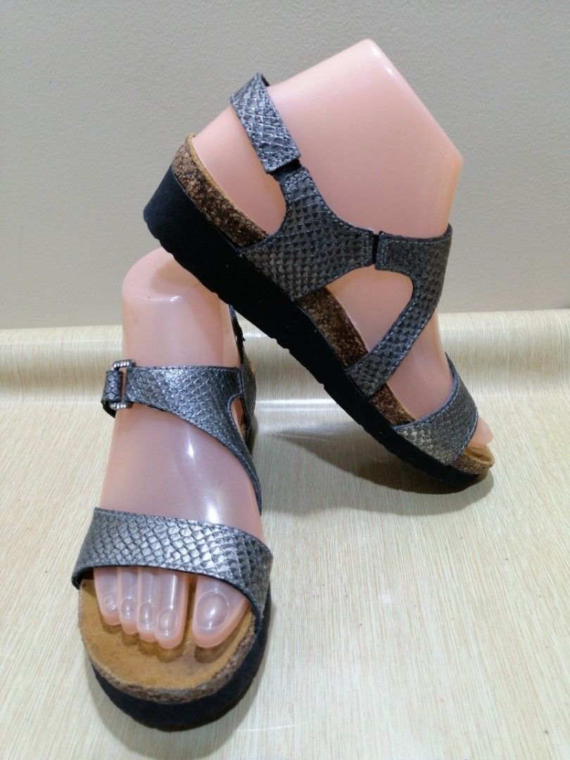Naot sizing best sale