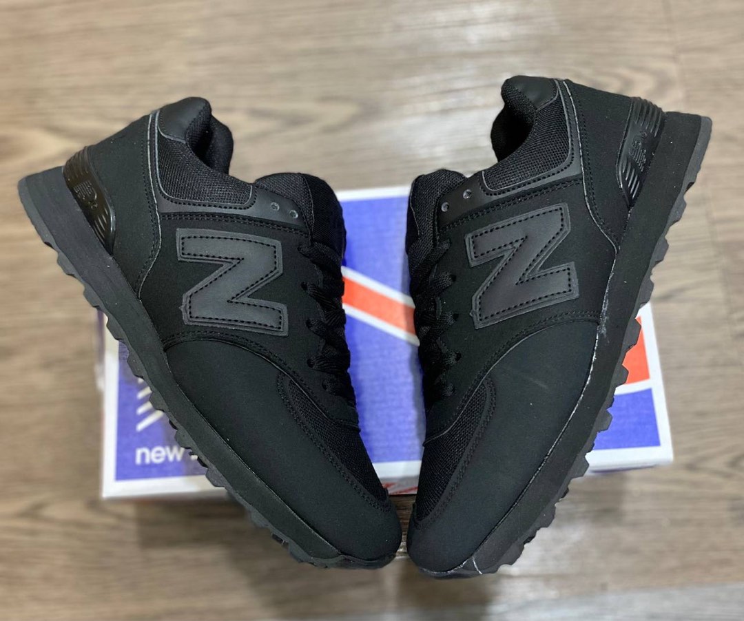 NEW BALANCE ALL BLACK, Men's Fashion, Footwear, Sneakers on Carousell