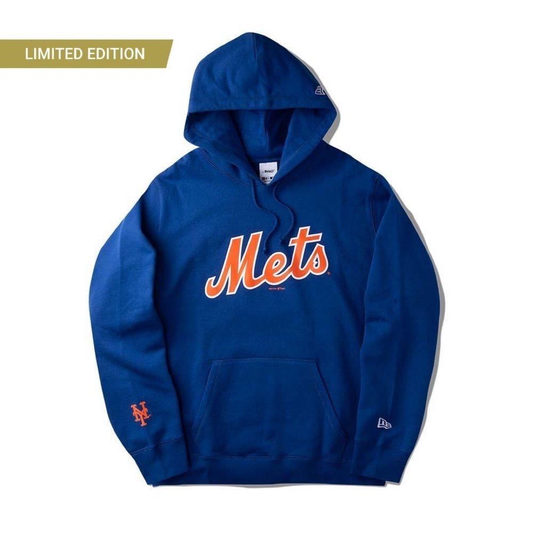 Yankees Hoodie by mitchell & ness, Men's Fashion, Tops & Sets, Hoodies on  Carousell