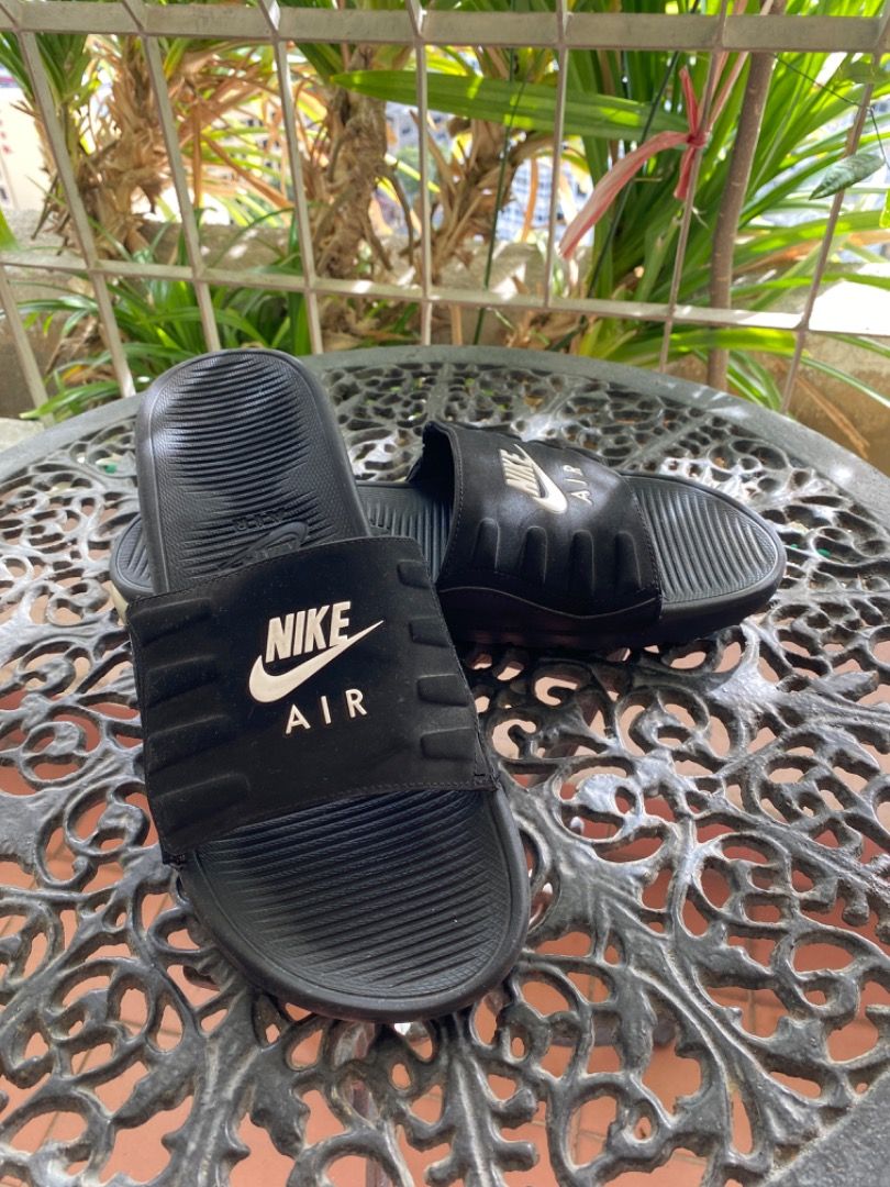 Nike Air Max Camden Slides/Slippers, Men's Footwear, and Slides on Carousell