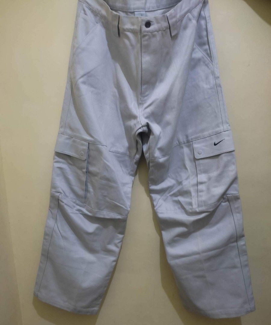 street cargo pants nike