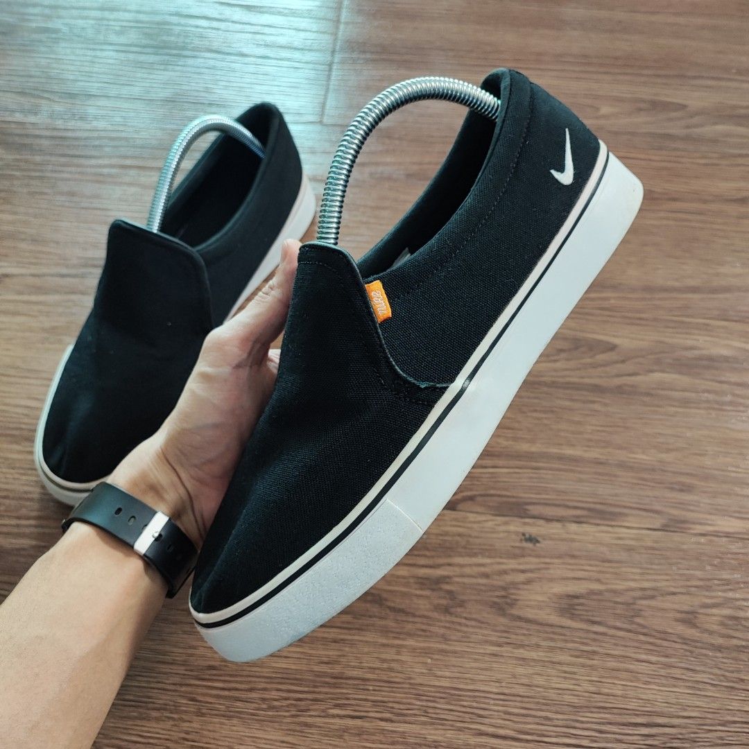 Nike court royale ac mens slip on clearance
