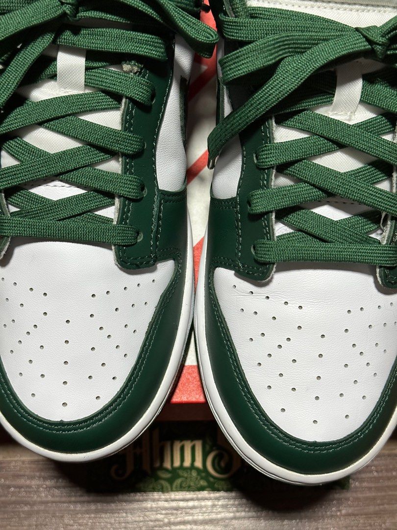 sb dunk spartan green low