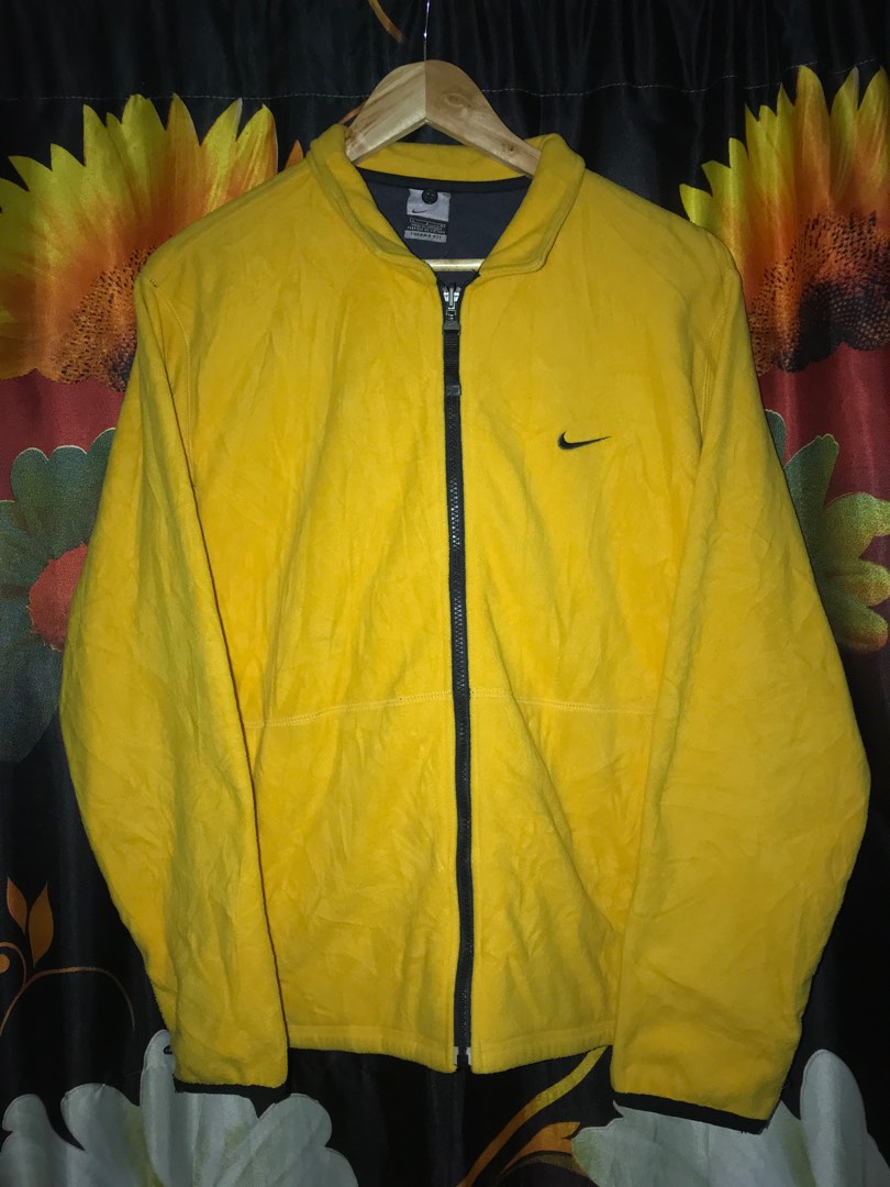 nike windrunner sherpa