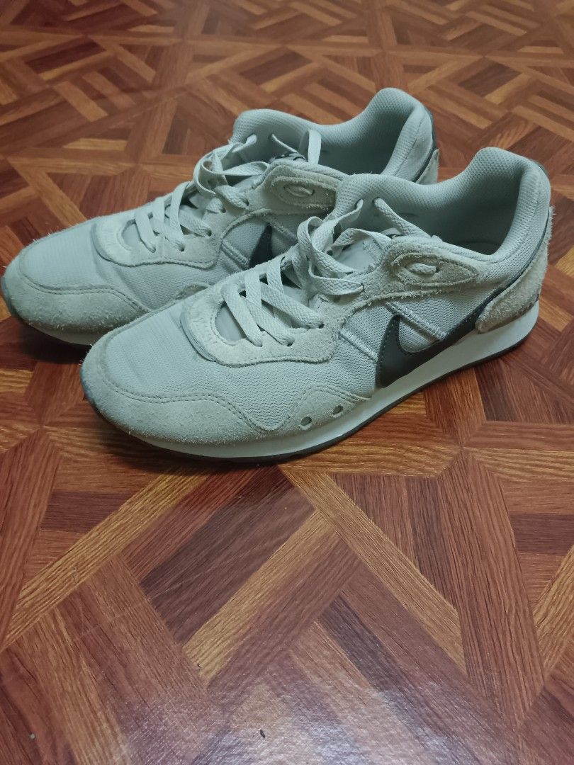 Nike Venture Runner, Men's Fashion, Footwear, Casual shoes on Carousell
