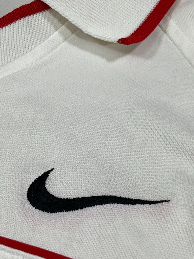 Nike Vintage Andre Agassi White Collar Tee #CF Used, Men's Fashion, Tops   Sets, Tshirts  Polo Shirts on Carousell